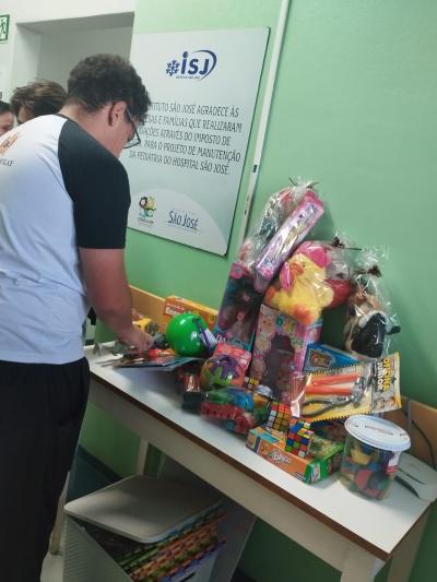 LS: Campanha “Doar Não Dói” faz entrega de brinquedos a hospitais